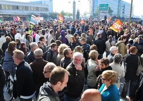 French trade unions call for nationwide strike amid growing discontent