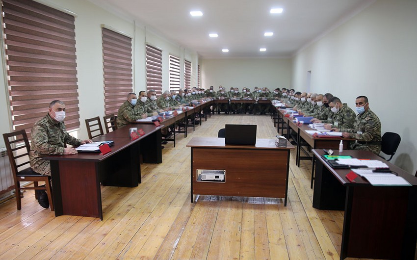Reports on Azerbaijani Army exercise heard at Defense Ministry