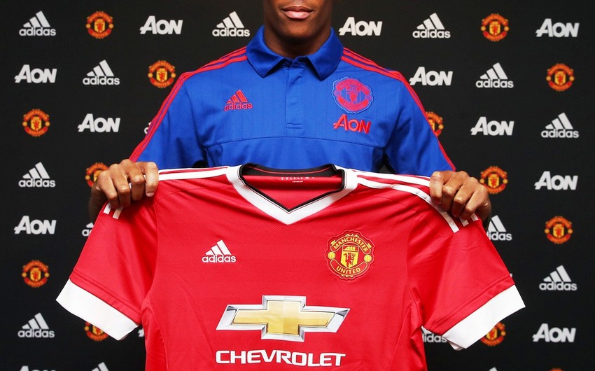 Manchester United complete £36m Anthony Martial transfer