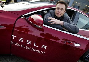 Tesla unveils its fastest electric car