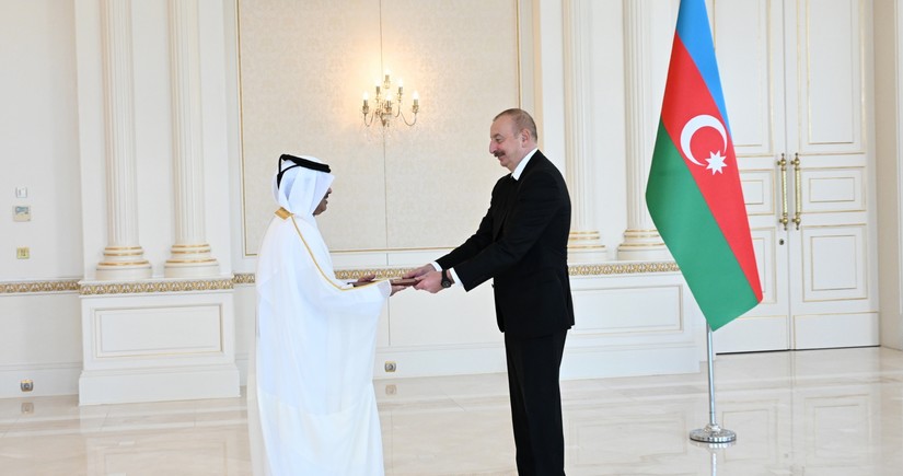 President Ilham Aliyev receives credentials of incoming ambassador of Qatar