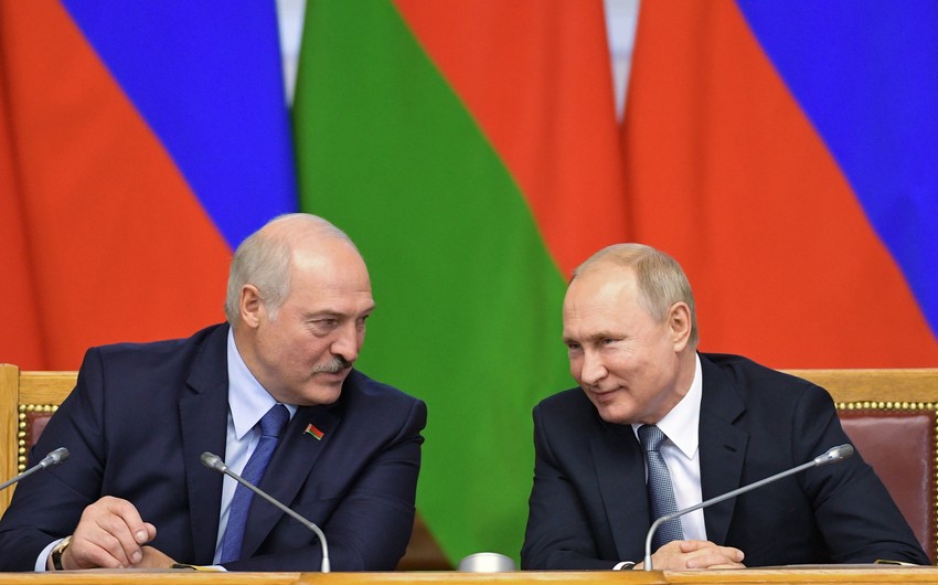Lukaşenko Putinlə həmfikir olduğunu bildirib