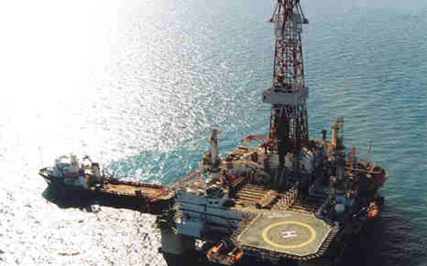 Azerbaijani oil price reduces again
