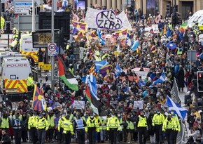 Многотысячная демонстрация экоактивистов прошла в Глазго на фоне саммита COP26