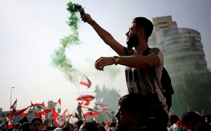 Протесты против нового правительства проходят в Ливане