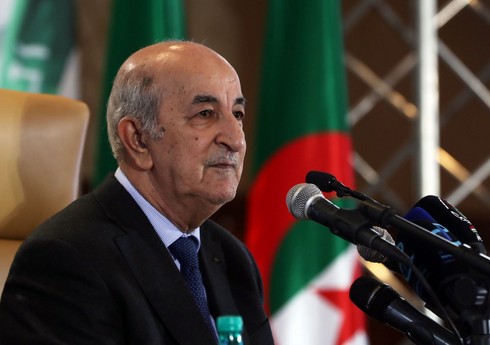 Президент Алжира выдвинул свою кандидатуру на второй срок