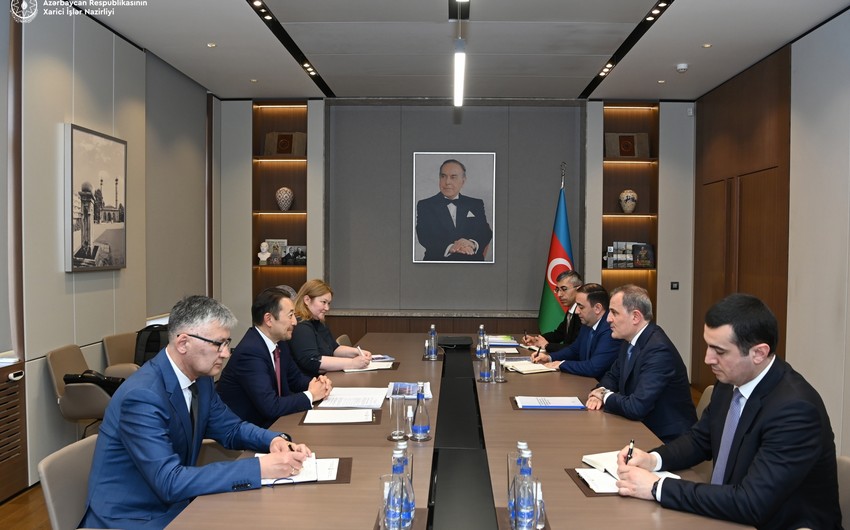 Джейхун Байрамов и Кайрат Сарыбай обсудили председательство Азербайджана в СВМДА