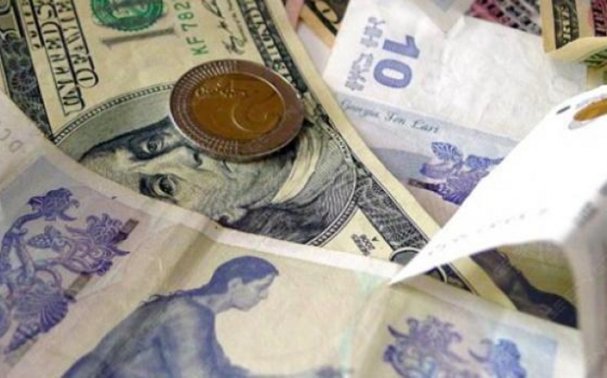 Gürcüstanda dollar nisbətən ucuzlaşıb