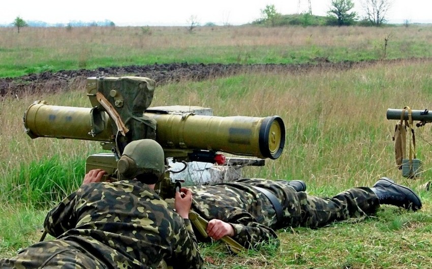 Белый дом одобрил поставки противотанковых ракет Украине