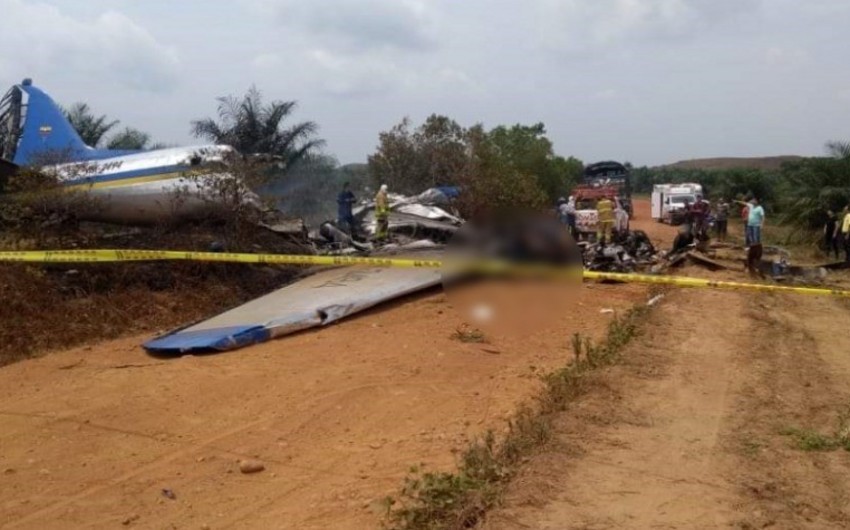 В результате крушения самолета в Колумбии погибли не менее 12 человек