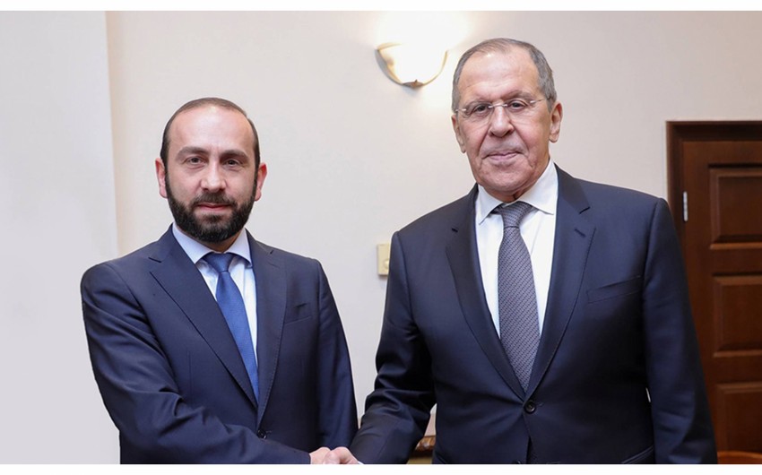 Lavrov meets with his Armenian counterpart 