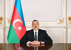 Azərbaycan Prezidenti Vladimir Zelenskini təbrik edib