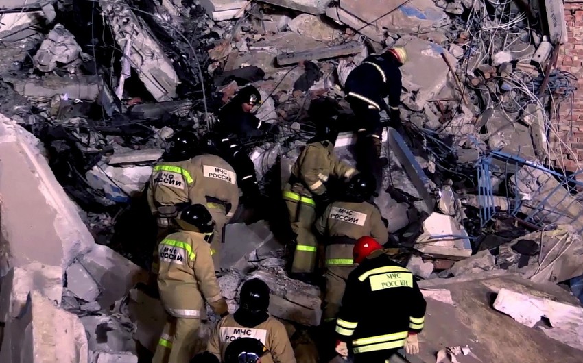 Maqnitoqorskda binanın uçması nəticəsində ölənlərin sayı 37 nəfərə çatıb - YENİLƏNİB-3