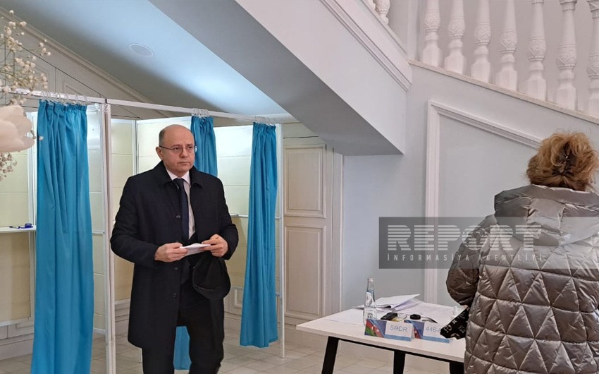 Azerbaijan's minister of energy casts his vote in presidential elections