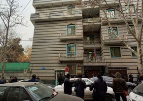 Нападение на посольство Азербайджана в Тегеране - беспомощный Иран прибегнул к террору