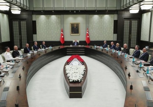 СМИ: Кабмин Турции рассмотрит меры против Греции