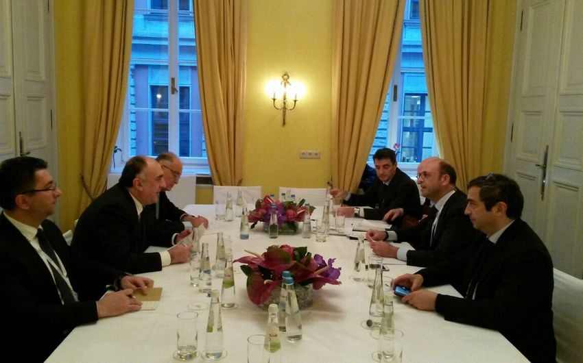 Mammadyarov meets with his Italian counterpart in Munich