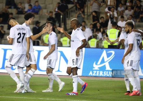 Лига чемпионов УЕФА: "Карабах" забил три безответных гола в ворота соперника в первом тайме 