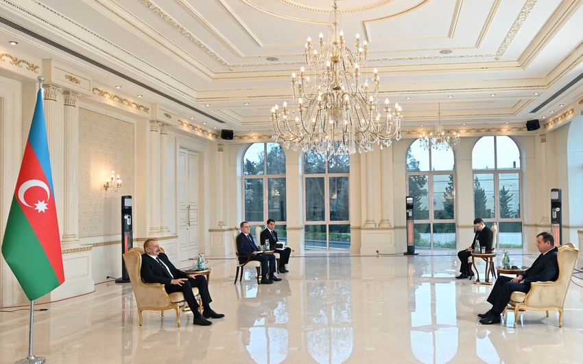 President Ilham Aliyev receives credentials of incoming Belarus ambassador