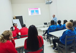 Azərbaycan millisinin futbolçularına maarifləndirici seminar keçirilib