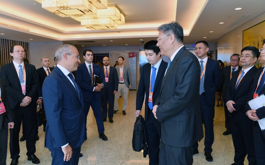 Azerbaijan, China mull prospects for development of economic relations