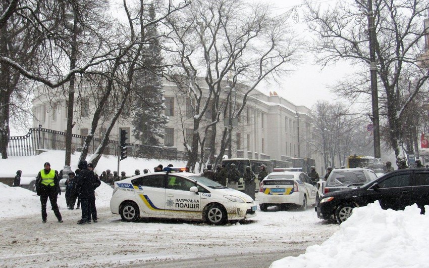 Полиция Украины заявила о ликвидации палаточного городка у Верховной рады - ОБНОВЛЕНО