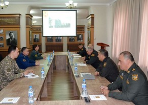 Azerbaijan, Kazakhstan discuss cooperation in military education