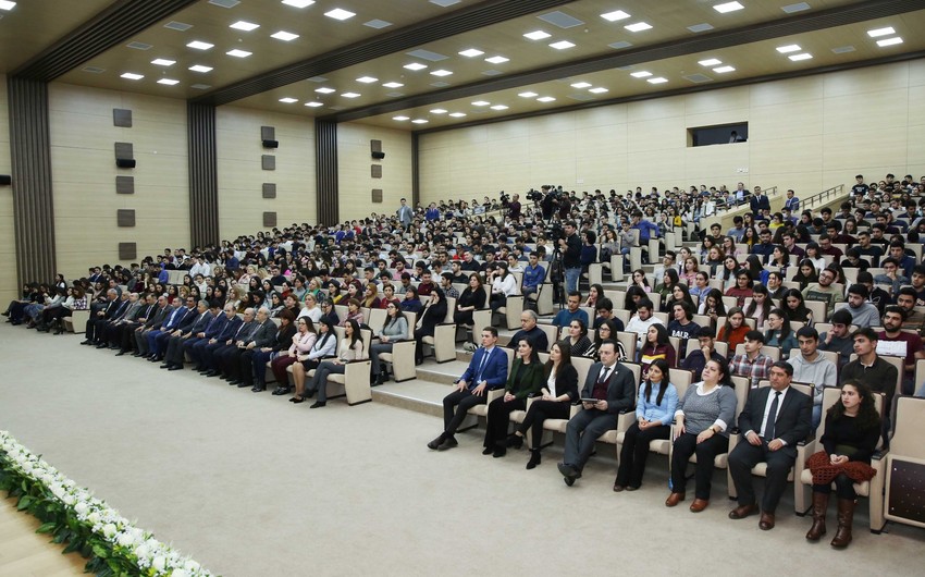 Baku Higher Oil School celebrates Azerbaijani Youth Day