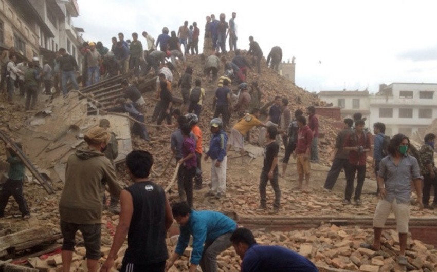 Число жертв землетрясения в Непале достигло 7 тыcяч