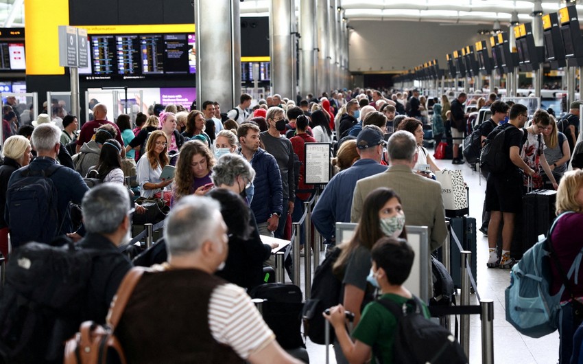 Heathrow Airport unable to handle passenger traffic