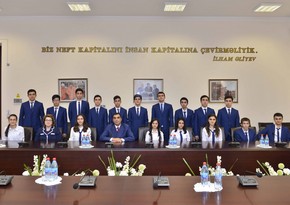 Elmar Gasimov met with Presidential scholars