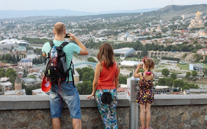 Поток туристов из Азербайджана в Грузию возрос на 8%
