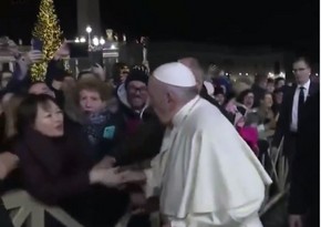 Roma Papası Yeni il şənliyində qadını vurub - FOTO - VİDEO