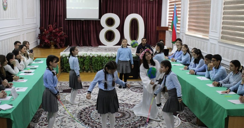 Şagirdlər üçün COP29-Azərbaycan Qlobal İqlim Dəyişmələrinə Yox Deyir! elmi-praktik seminarı keçirilib