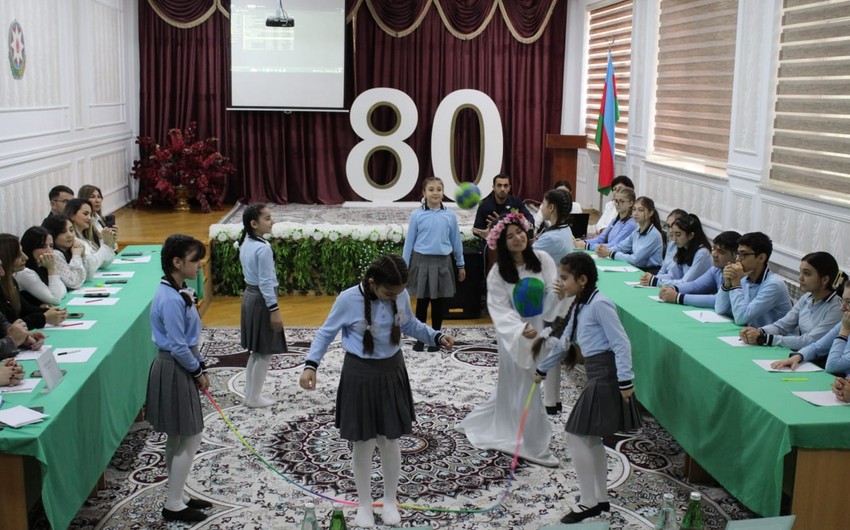 Şagirdlər üçün COP29-Azərbaycan Qlobal İqlim Dəyişmələrinə Yox Deyir! elmi-praktik seminarı keçirilib