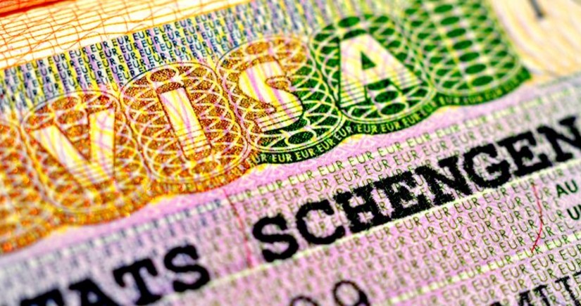 Visa application center in Baku suspends acceptance of documents for obtaining Schengen visas to 3 countries