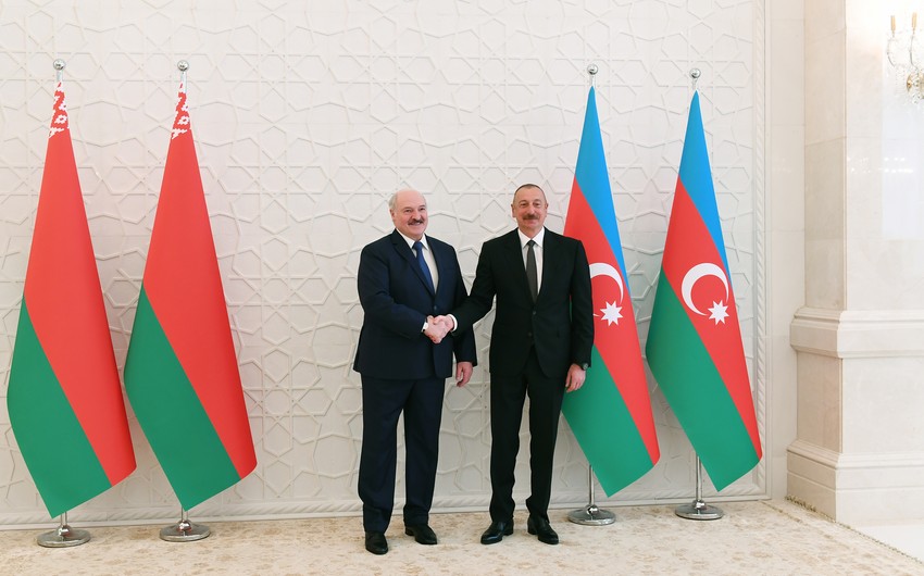 Lukaşenko Azərbaycan Prezidentinə təbrik məktubu yazıb