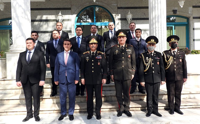 Закир Гасанов посетил посольство Азербайджана в Иране