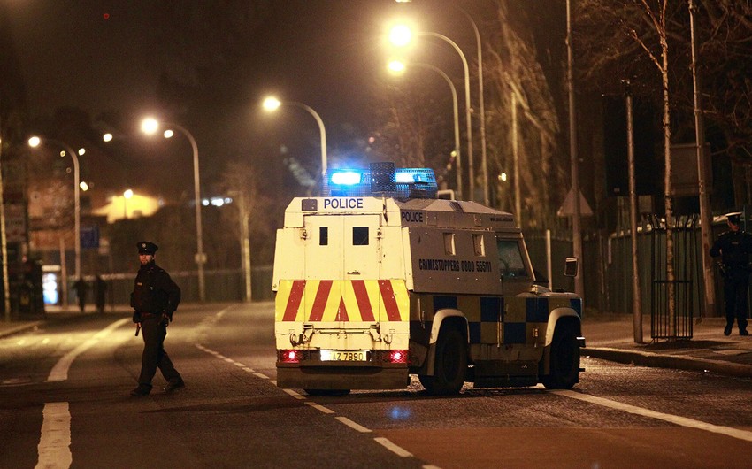 В Белфасте при атаках подростков пострадали 14 полицейских