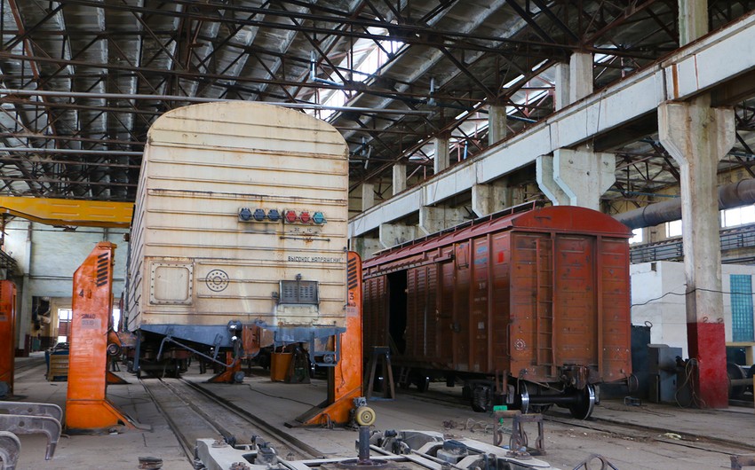 Увеличилось количество ремонтируемых вагонов в вагонном депо Шярг