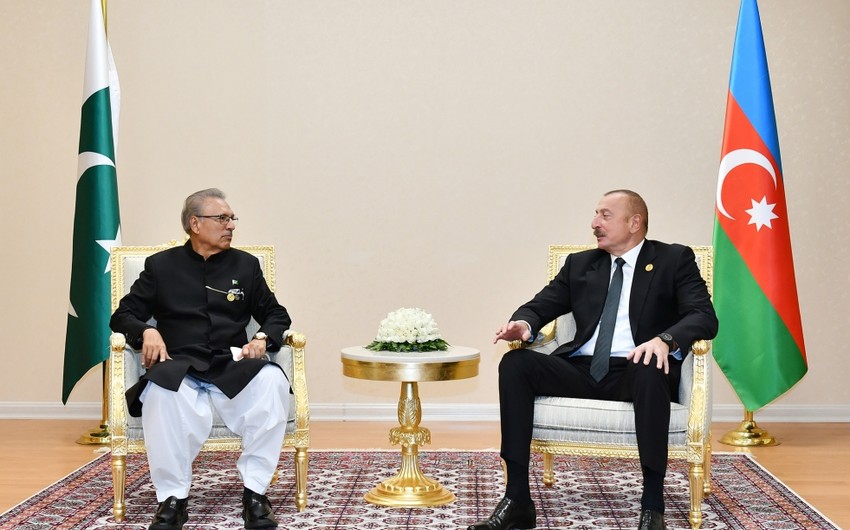 President Ilham Aliyev meets Pakistani President Arif Alvi