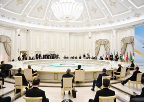 Президент Туркменистана предложил создать деловые платформы ОЭС