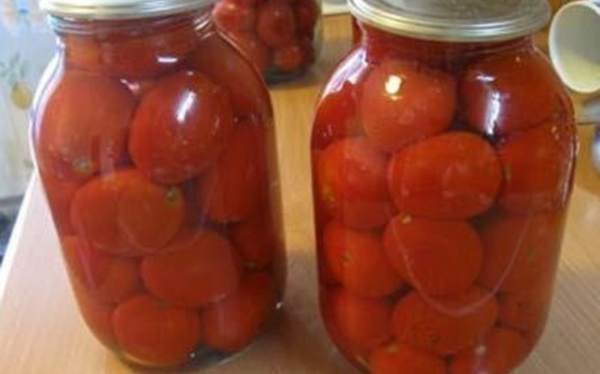 В Барде женщина отравилась маринованными помидорами