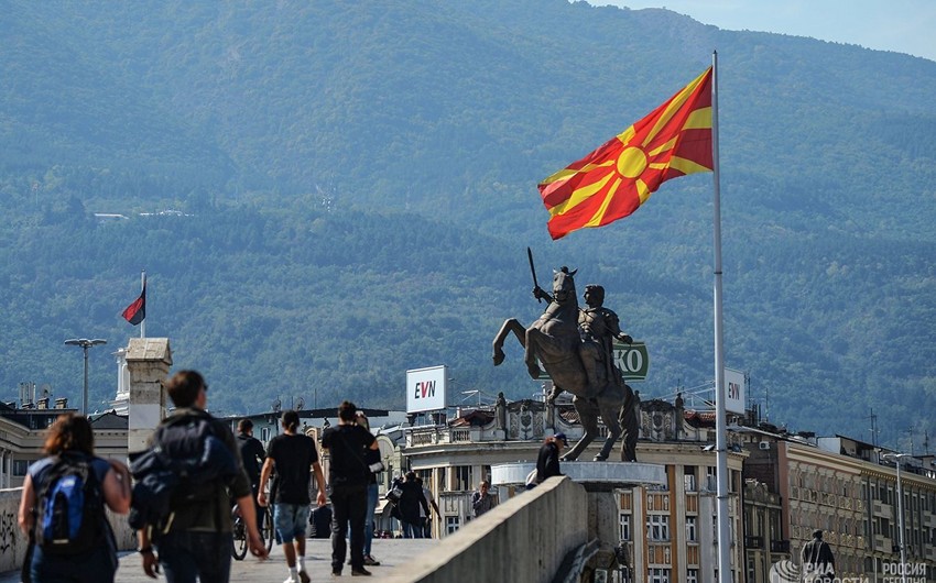 Кандидат правящей партии лидирует на выборах президента Северной Македонии