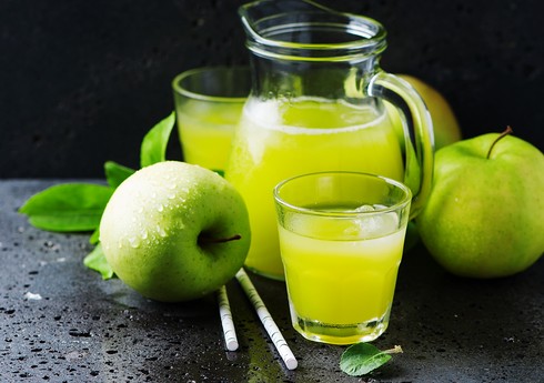 Азербайджан начал экспортировать яблочный сок в еще одну страну