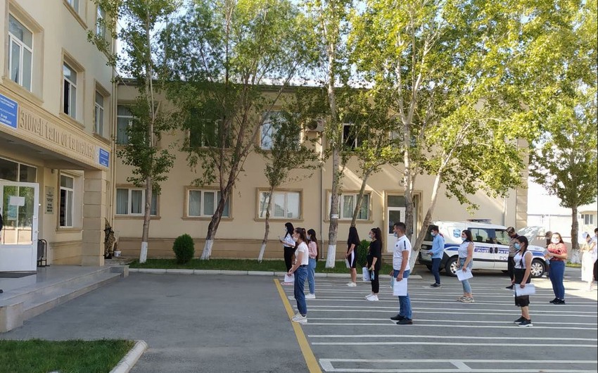 В Азербайджане проходят приемные экзамены 