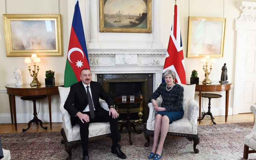 Azərbaycan Prezidenti ilə Böyük Britaniyanın Baş naziri arasında görüş olub - YENİLƏNİB