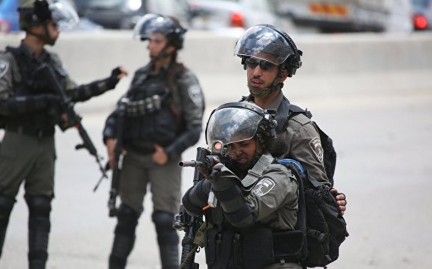 В ходе рейда армии Израиля на Западном берегу Иордана ранены 13 палестинцев