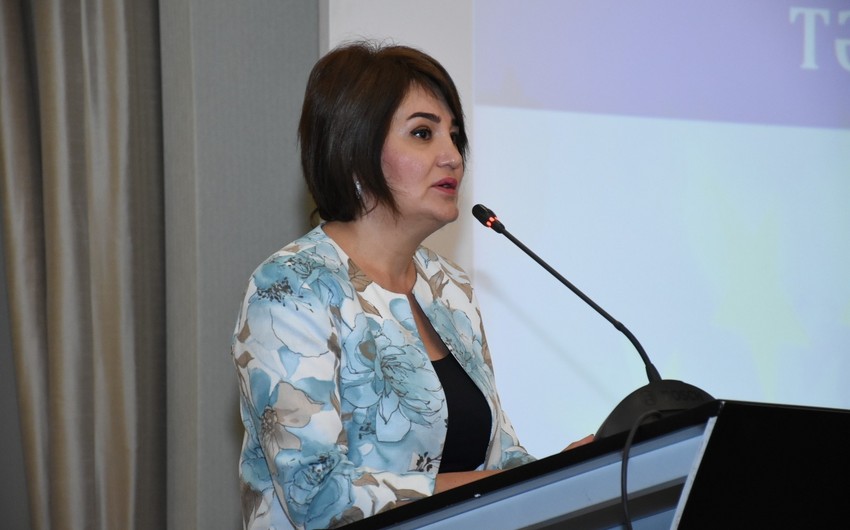 Замминистра образования Азербайджана обратилась к учителям и директорам школ