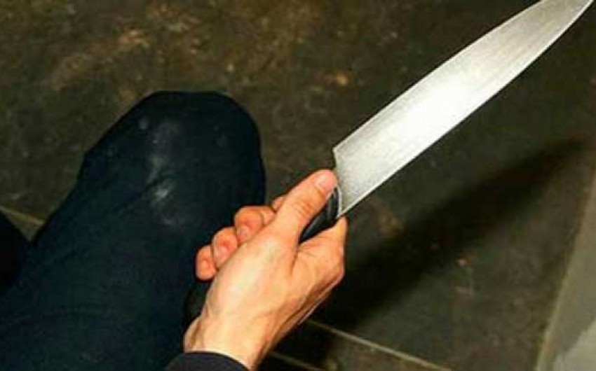 В Азербайджане мужчина отрезал голову бывшей жене на глазах у ребенка